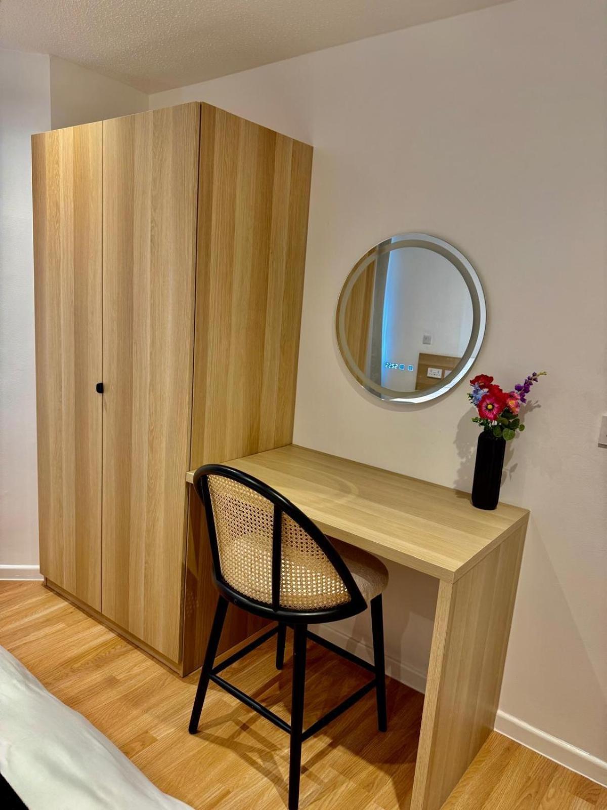 Centre Modern 2-bed Flat Apartament *